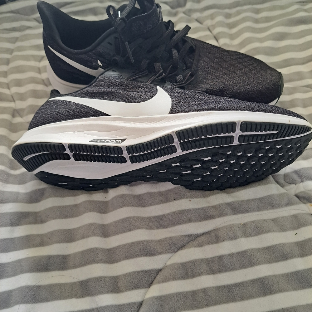 Nike men's size 10